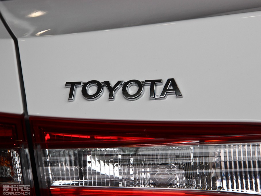 2014_ 1.6L CVT GLX-i