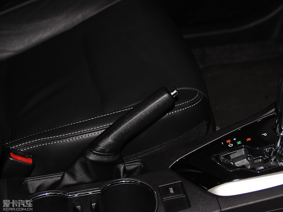 2014_ 1.6L CVT GLX-i(do)