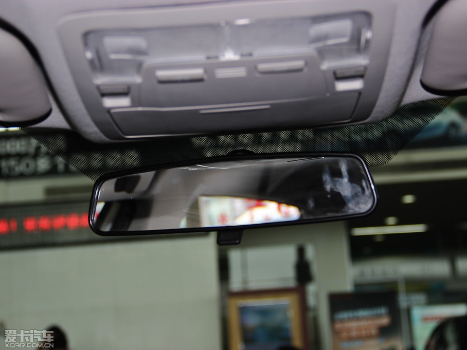 2014_ 1.6L CVT GLX-i