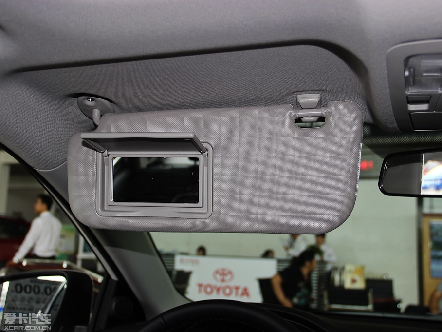 2014_ 1.6L CVT GLX-i