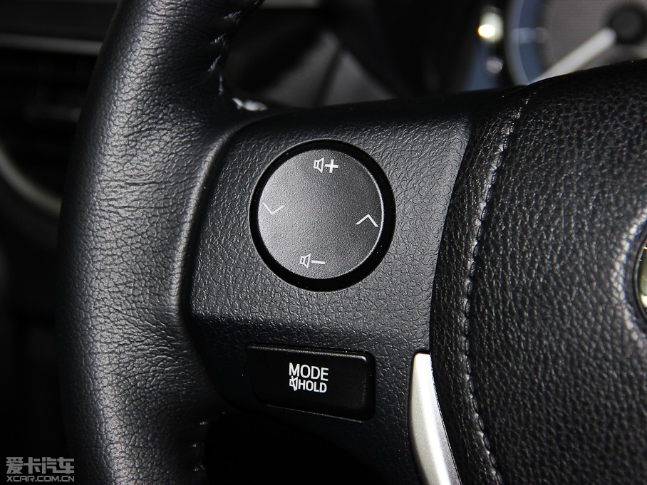 2014_ 1.6L CVT GLX-i