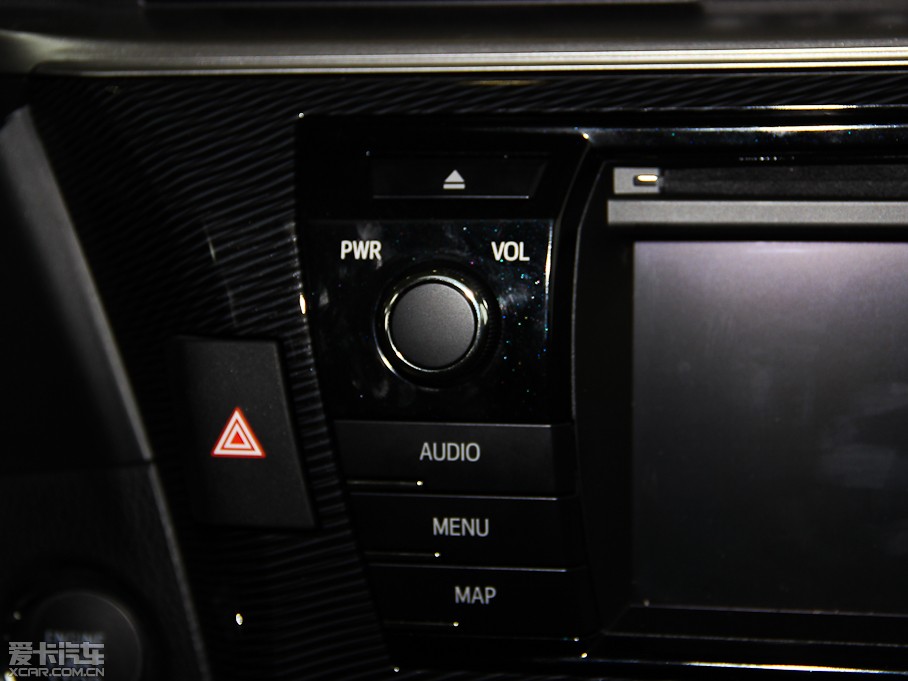 2014_ 1.6L CVT GLX-i(do)