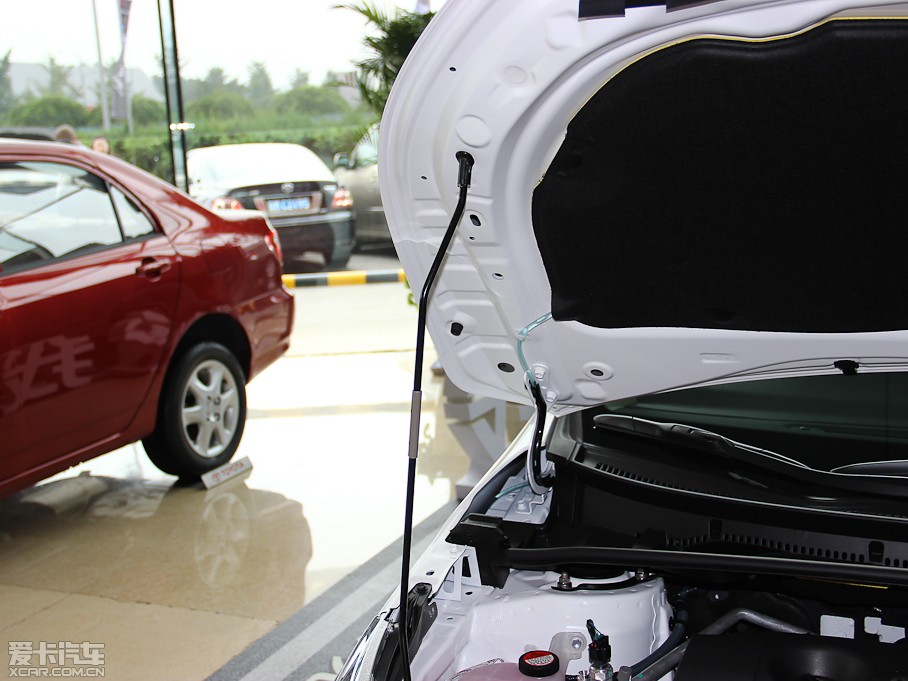 2014_ 1.6L CVT GLX-i(do)