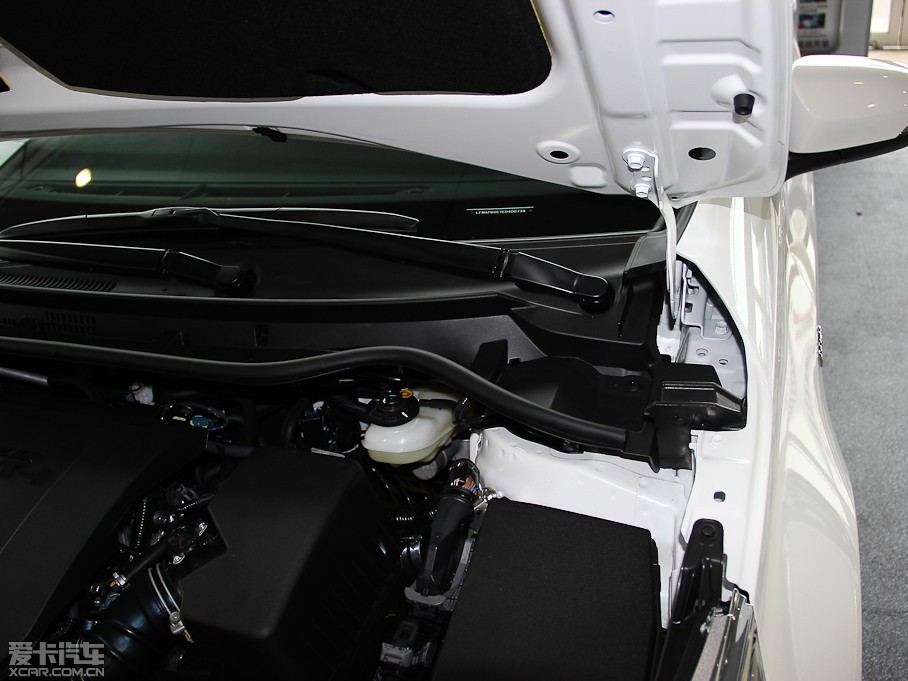 2014_ 1.6L CVT GLX-i