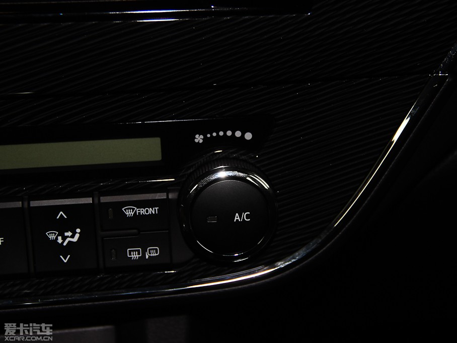 2014_ 1.6L CVT GLX-i