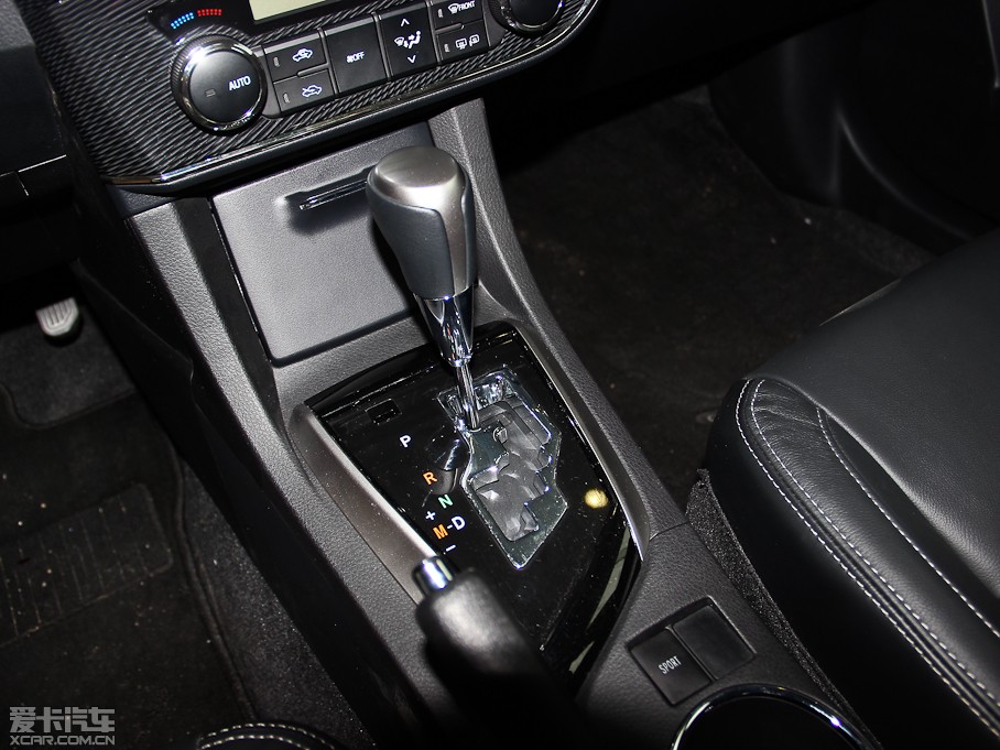 2014_ 1.6L CVT GLX-i(do)