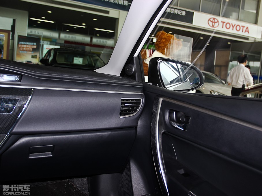 2014_ 1.6L CVT GLX-i