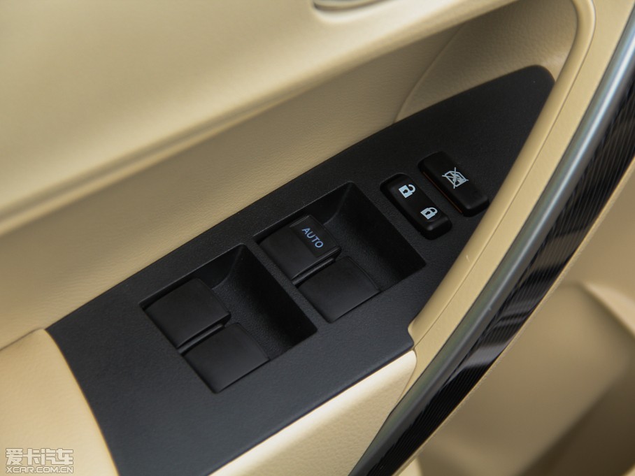 2014��_�� 1.8L CVT ���߰�