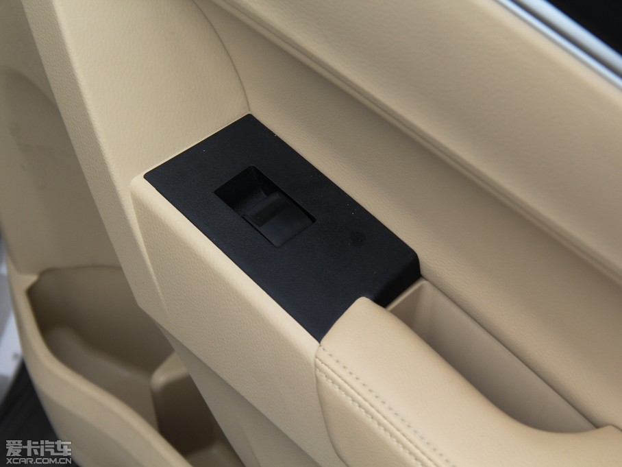 2014��_�� 1.8L CVT ���߰�