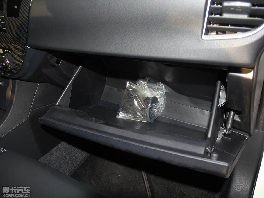 2014_ 1.6L քGLX-i