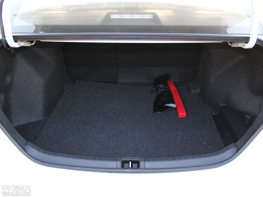 2014_ 1.6L ք(dng)GLX-i