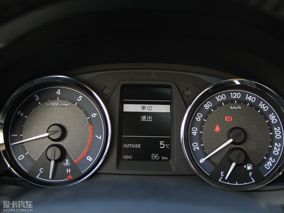 2014_ 1.6L ք(dng)GLX-i