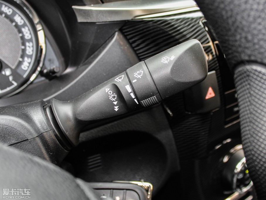 2014_ 1.6L քGL-i