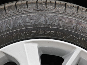 20141.6L CVT GL-iƤ ݆̥ߴ