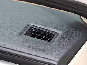 20141.6L CVT GL-iƤ п؅^