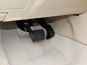 20141.6L CVT GL-iƤ п؅^(q)