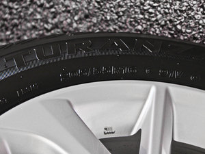 20141.6L CVT GLX-i ^