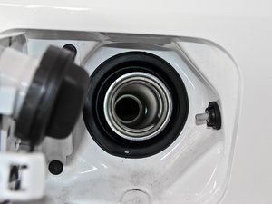 20141.6L CVT GLX-i ^