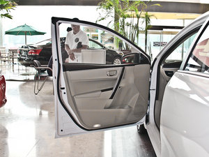 20141.6L CVT GLX-i {λ܇T