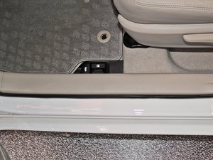 20141.6L CVT GLX-i g