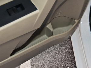 20141.6L CVT GLX-i g