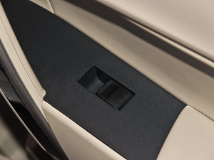 20141.6L CVT GLX-i п؅^