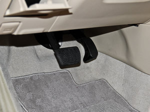 20141.6L CVT GLX-i п؅^(q)