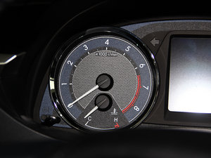 20141.6L CVT GLX-i п؅^