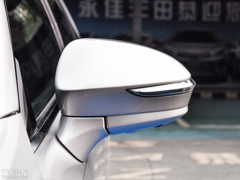 2015��ʹ� 2.5L ���A��