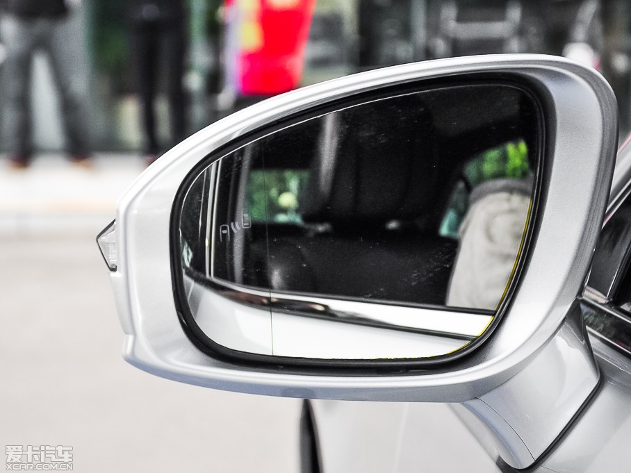 2015��ʹ� 2.5L ���A��