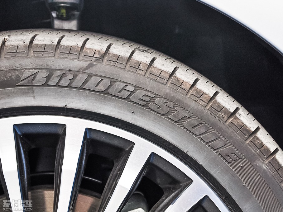 2015��ʹ� 2.5L ���A��