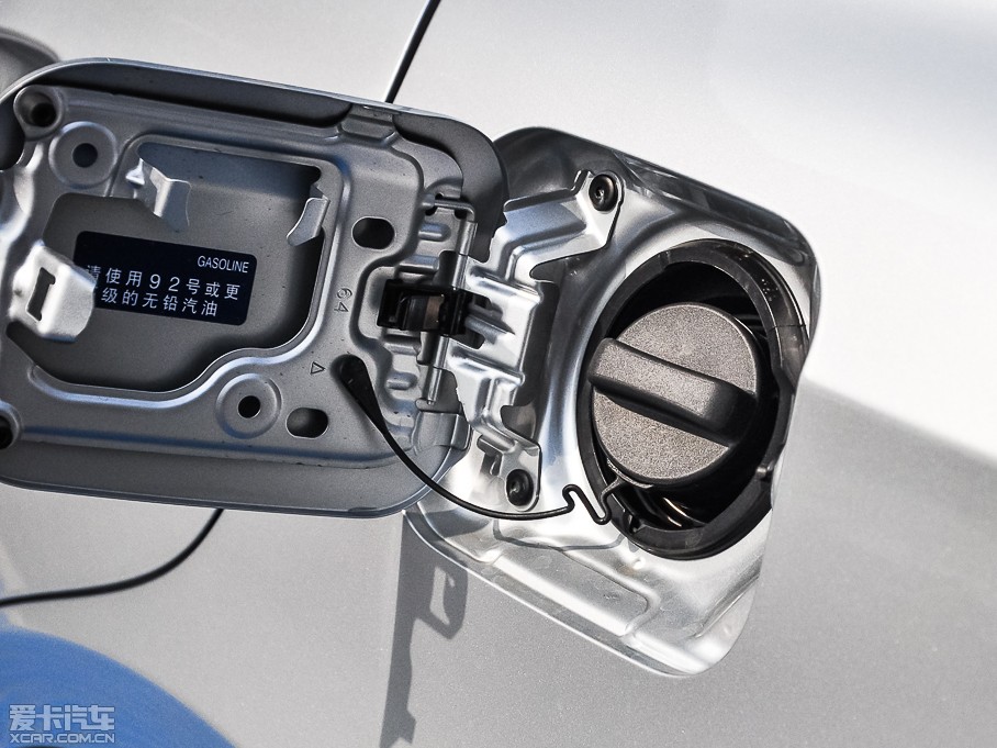 2015��ʹ� 2.5L ���A��