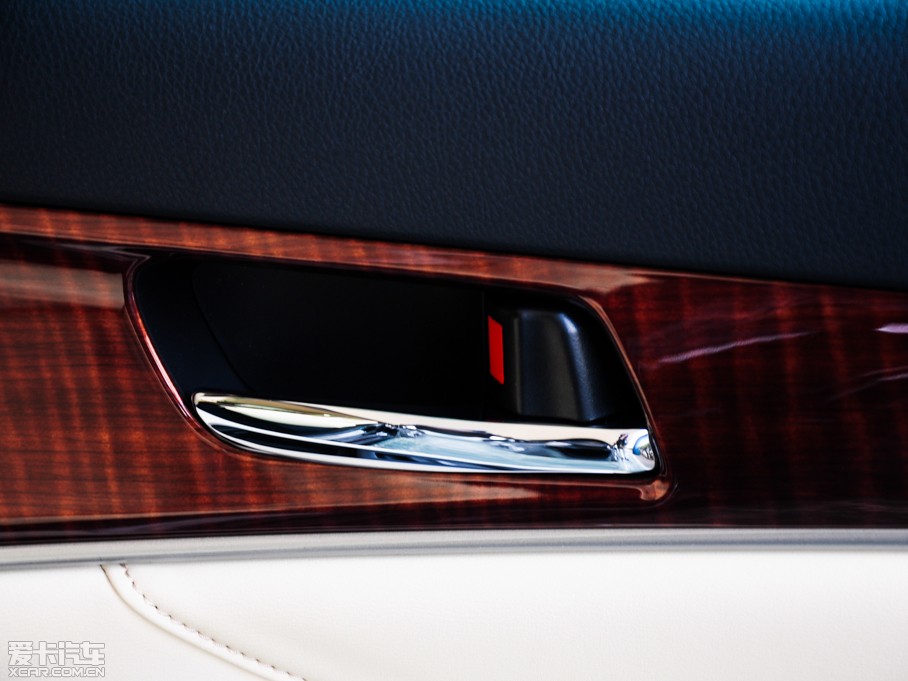 2015��ʹ� 2.5L ������