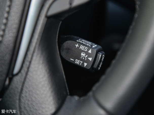 一汽豐田2015款皇冠