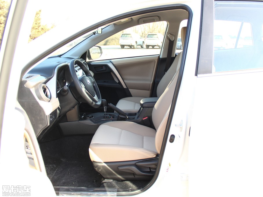 2015RAV4s 2.0L S-CVT(q)а