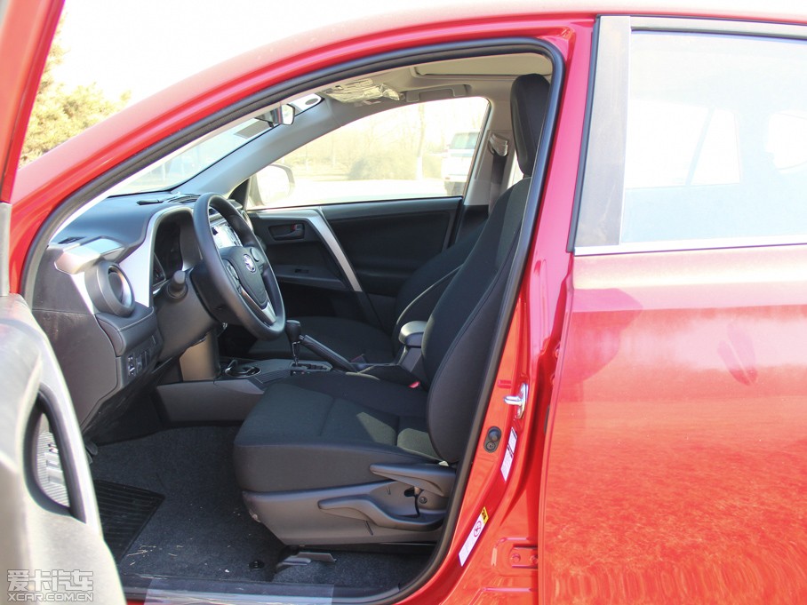 2015RAV4s 2.0L S-CVTLа