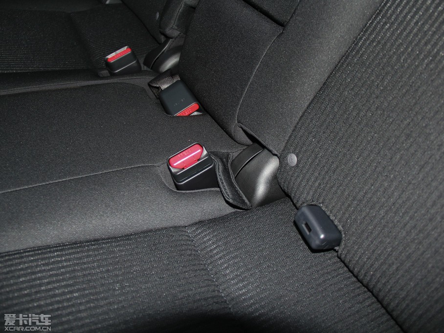 2015RAV4s 2.0L S-CVTLа