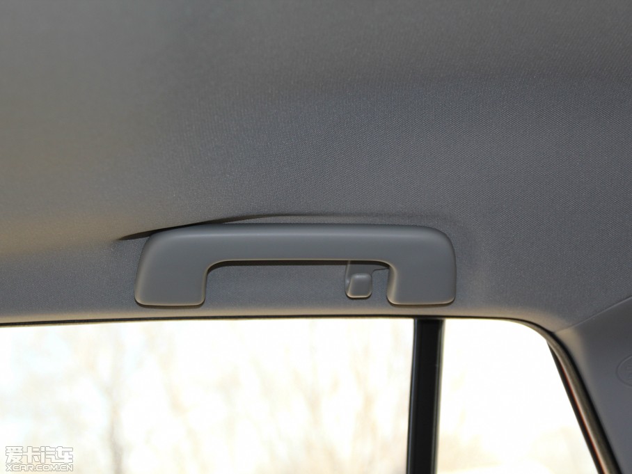 2015RAV4s 2.0L S-CVTLа