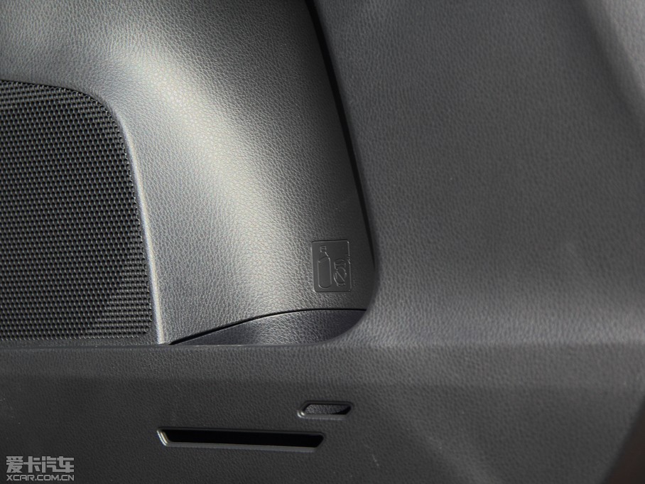 2015RAV4s 2.0L S-CVTLа