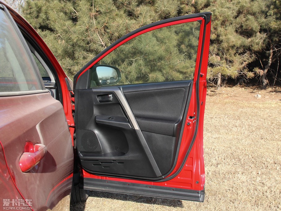 2015RAV4s 2.0L S-CVTLа