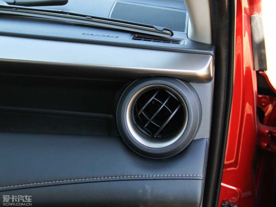 2015RAV4s 2.0L S-CVTLа