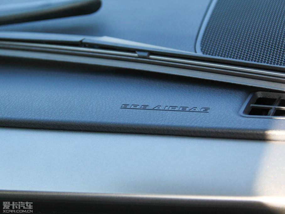 2015RAV4s 2.0L S-CVTLа