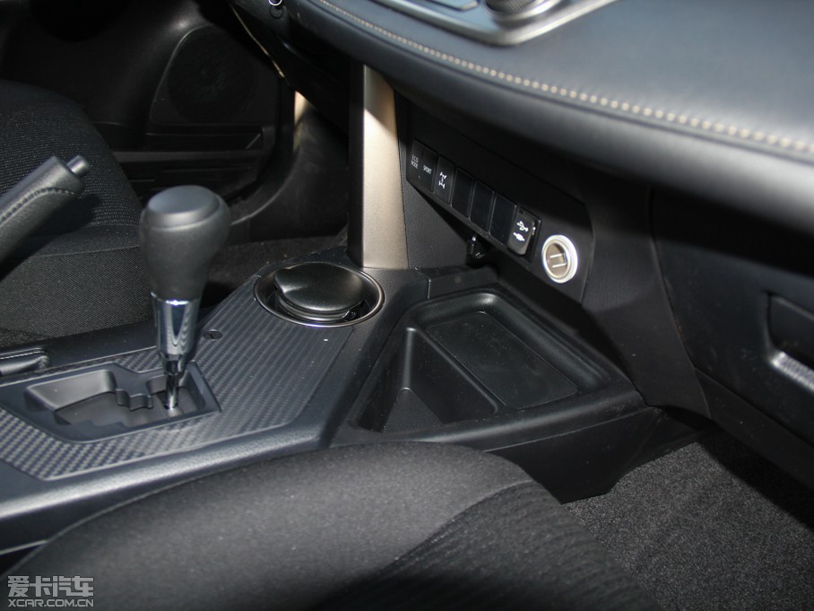 2015RAV4s 2.0L S-CVTLа