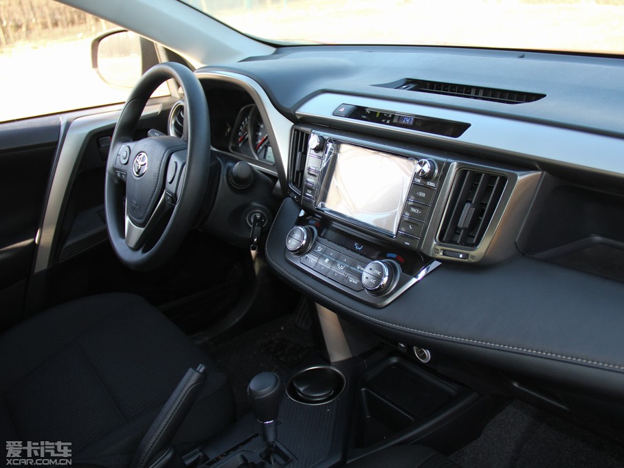 2015RAV4s 2.0L S-CVTLа