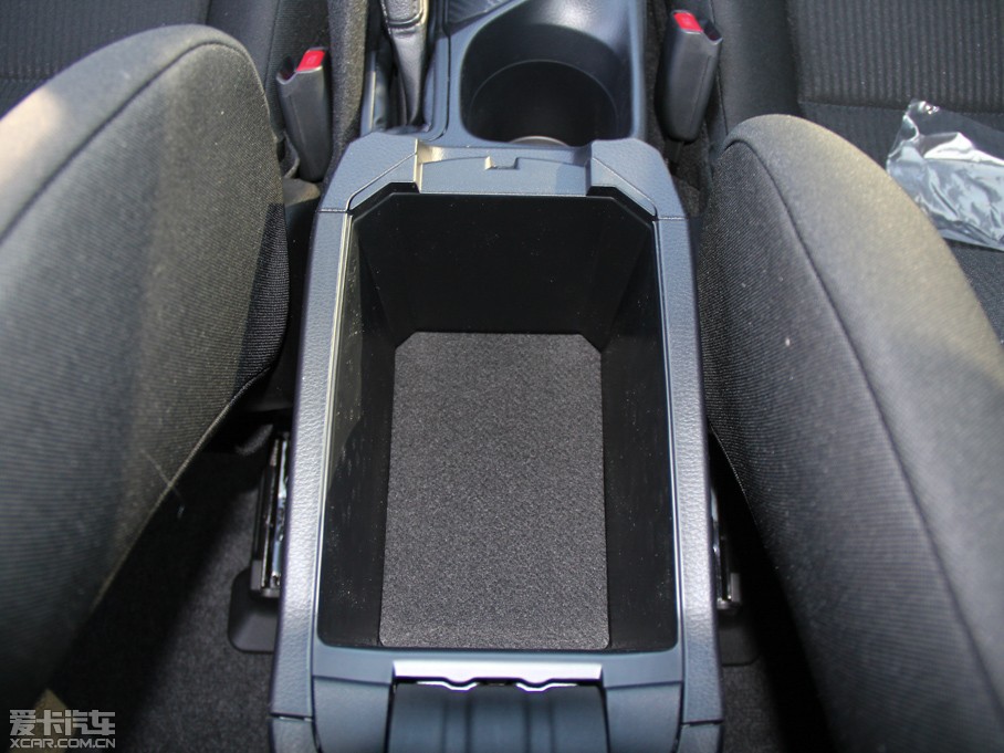 2015RAV4s 2.0L S-CVTLа