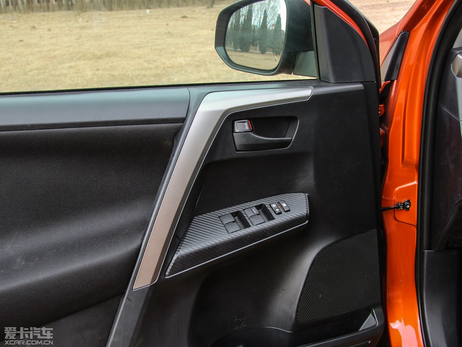 2015RAV4s 2.0L S-CVTLа