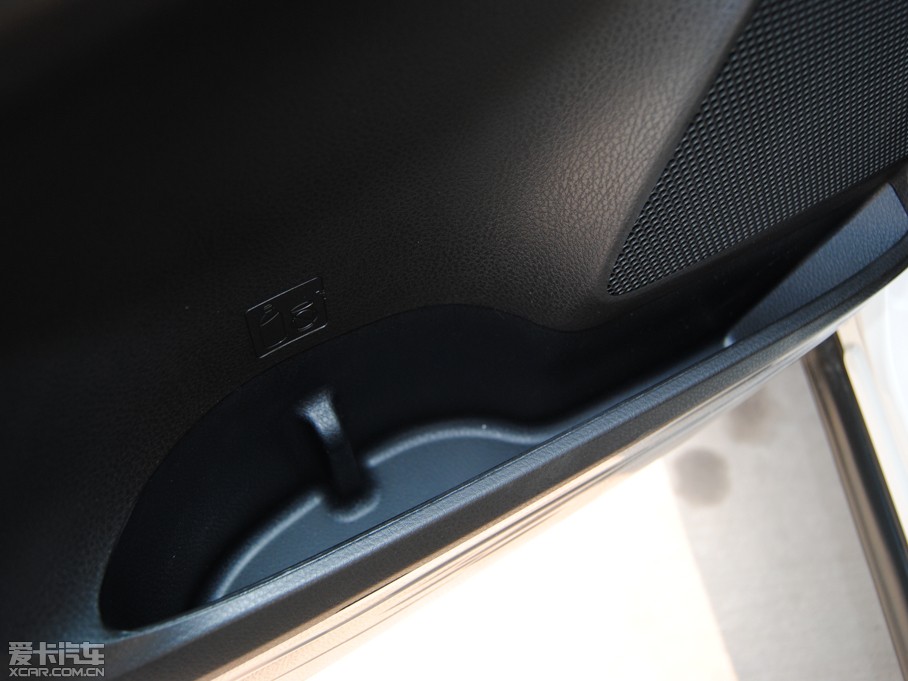 2015RAV4s 2.0L S-CVTLа