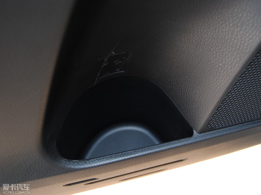 2015RAV4s 2.0L S-CVTLа