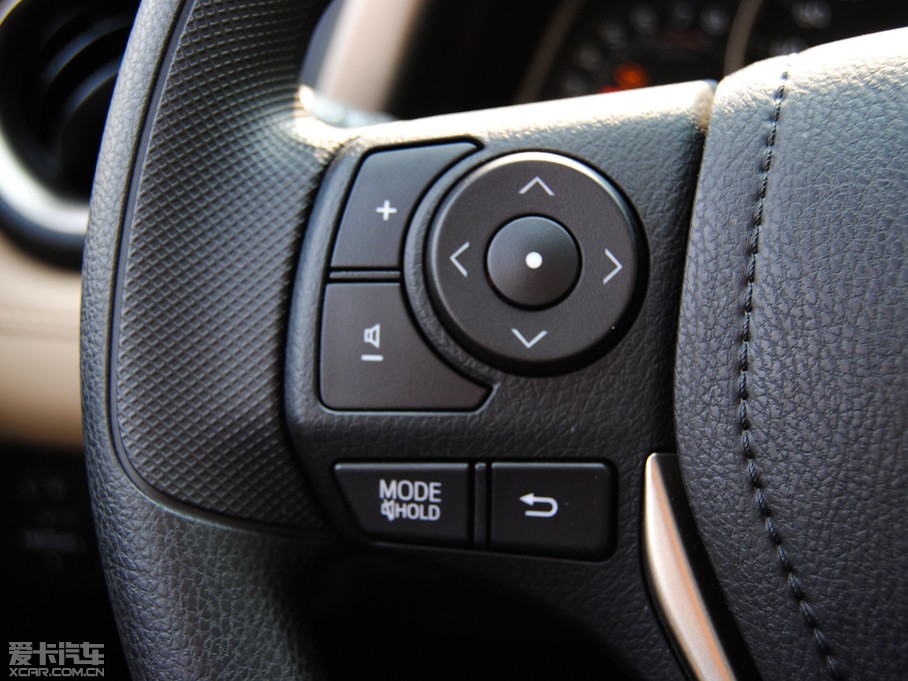 2015RAV4s 2.0L S-CVTLа