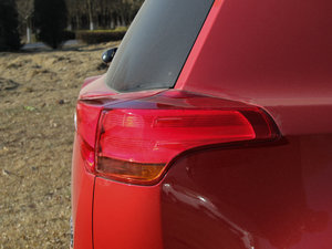 20152.0L S-CVTLа (ji)^